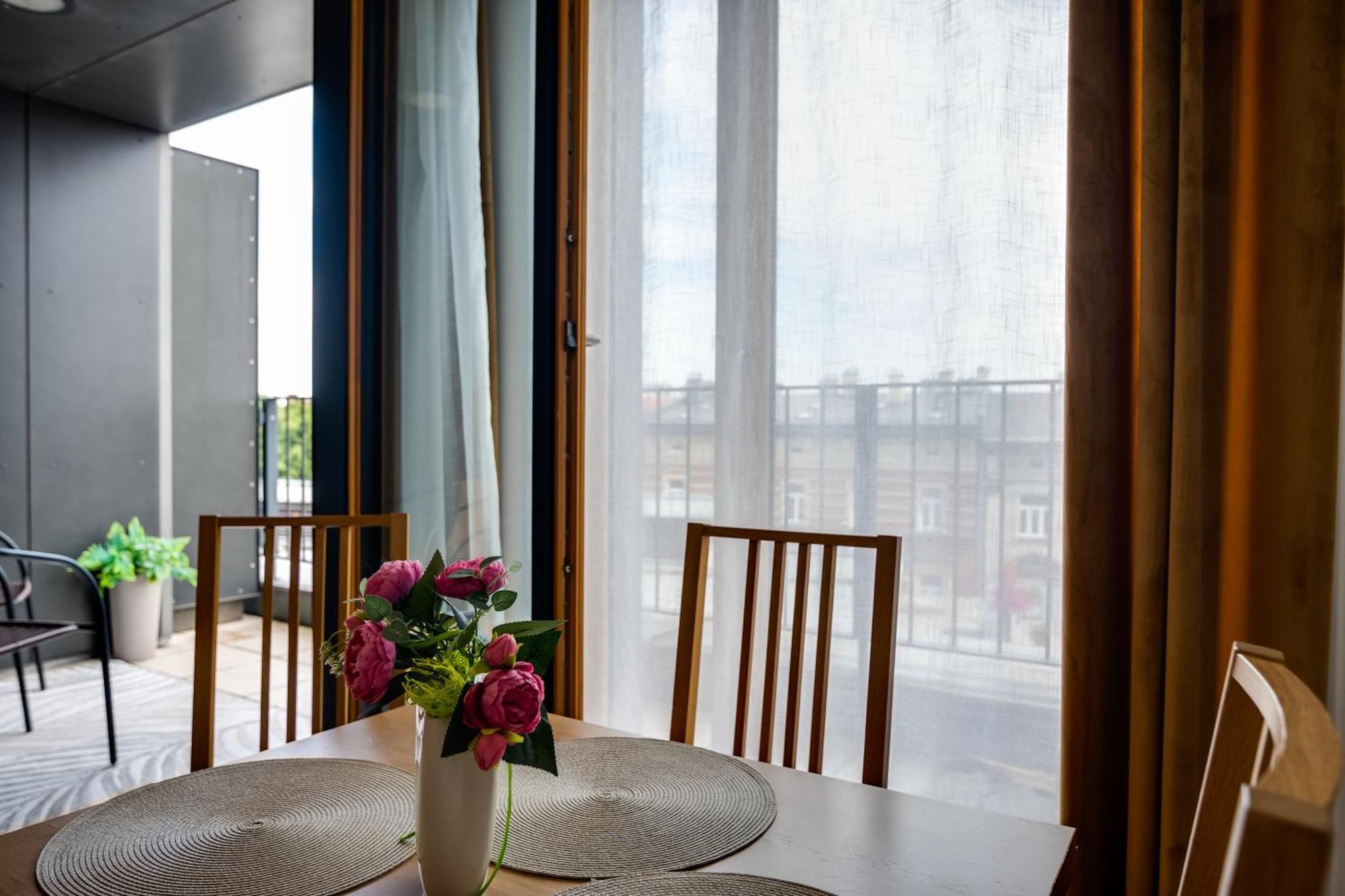 Apartamenty Prestige Browar Lubicz Stare Miasto Krakow Exterior photo